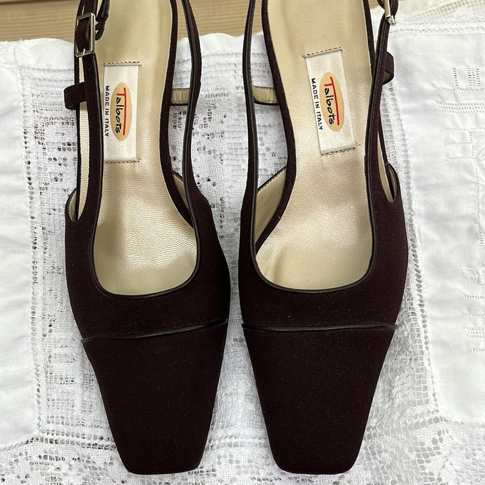 Talbots Woman's Brown Heels. Never Worn. Size 6M. Made in Italy - Picture 12 of 12